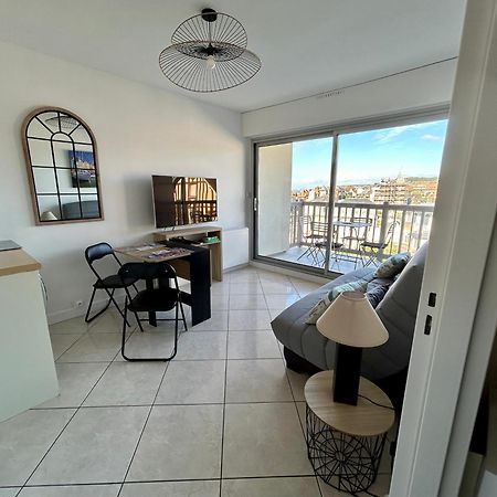 Appartement Vue Mer - 30 M De La Plage - 5 Minutes A Pied Du Centre Ville Et Du Casino ヴィレ・シュル・メール エクステリア 写真